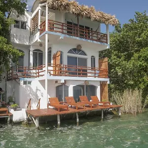 Seven Blue House Village&lodge Bacalar
